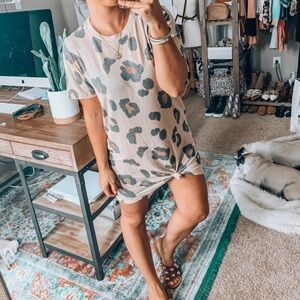 Forever 21 Leopard Print Casual Dress